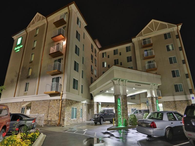 Holiday Inn & Suites Arden - Asheville Airport By Ihg Bagian luar foto