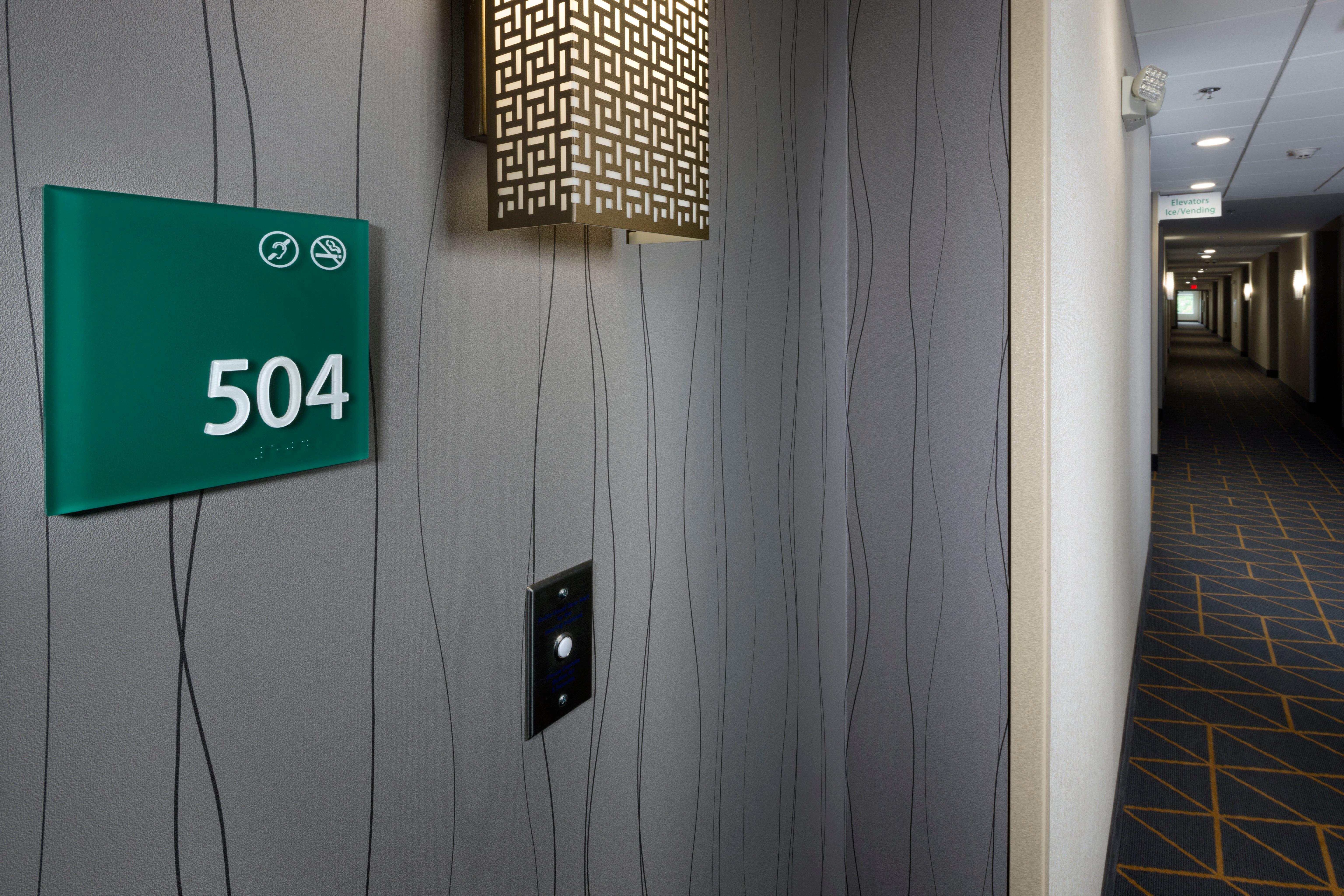 Holiday Inn & Suites Arden - Asheville Airport By Ihg Bagian luar foto