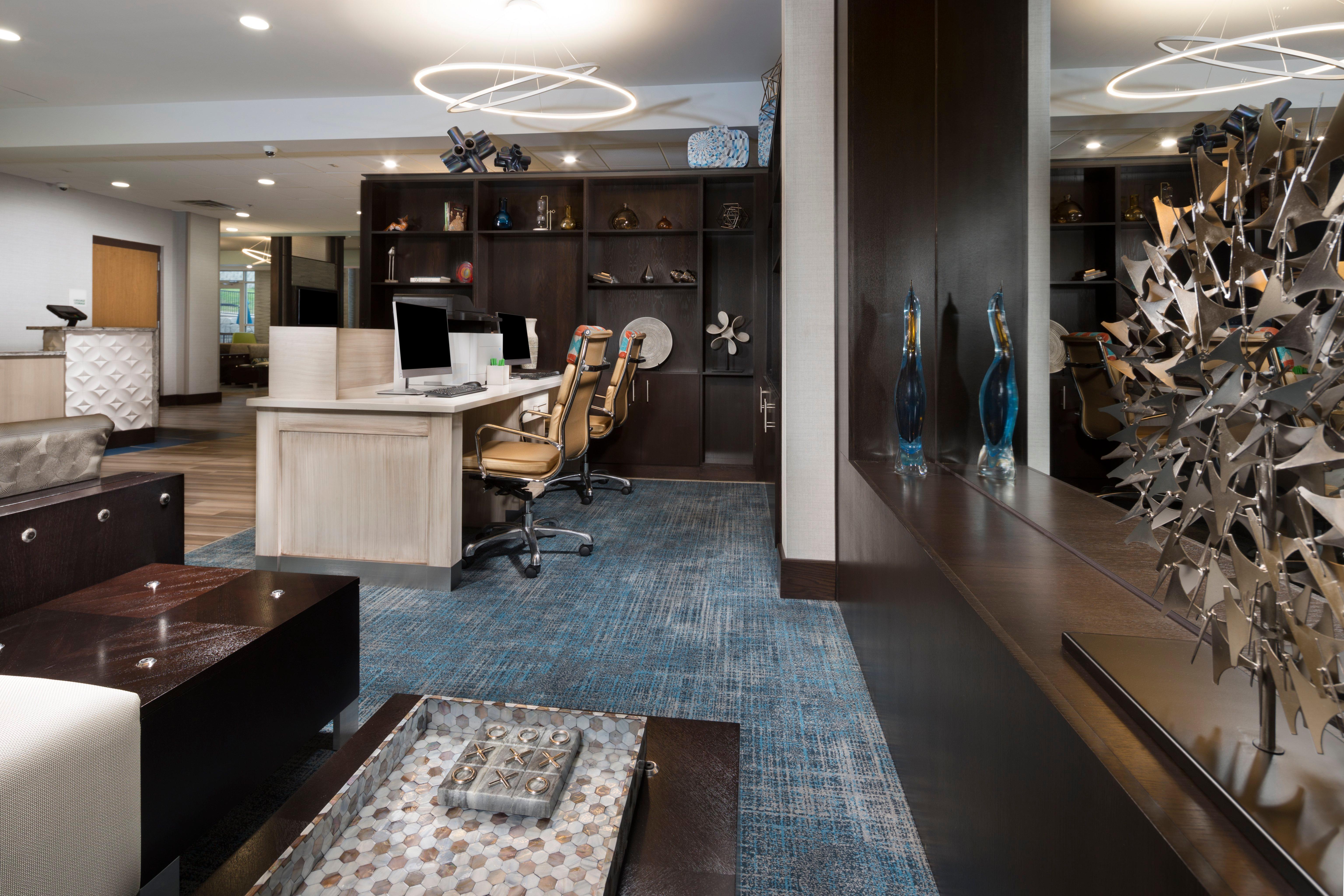 Holiday Inn & Suites Arden - Asheville Airport By Ihg Bagian luar foto