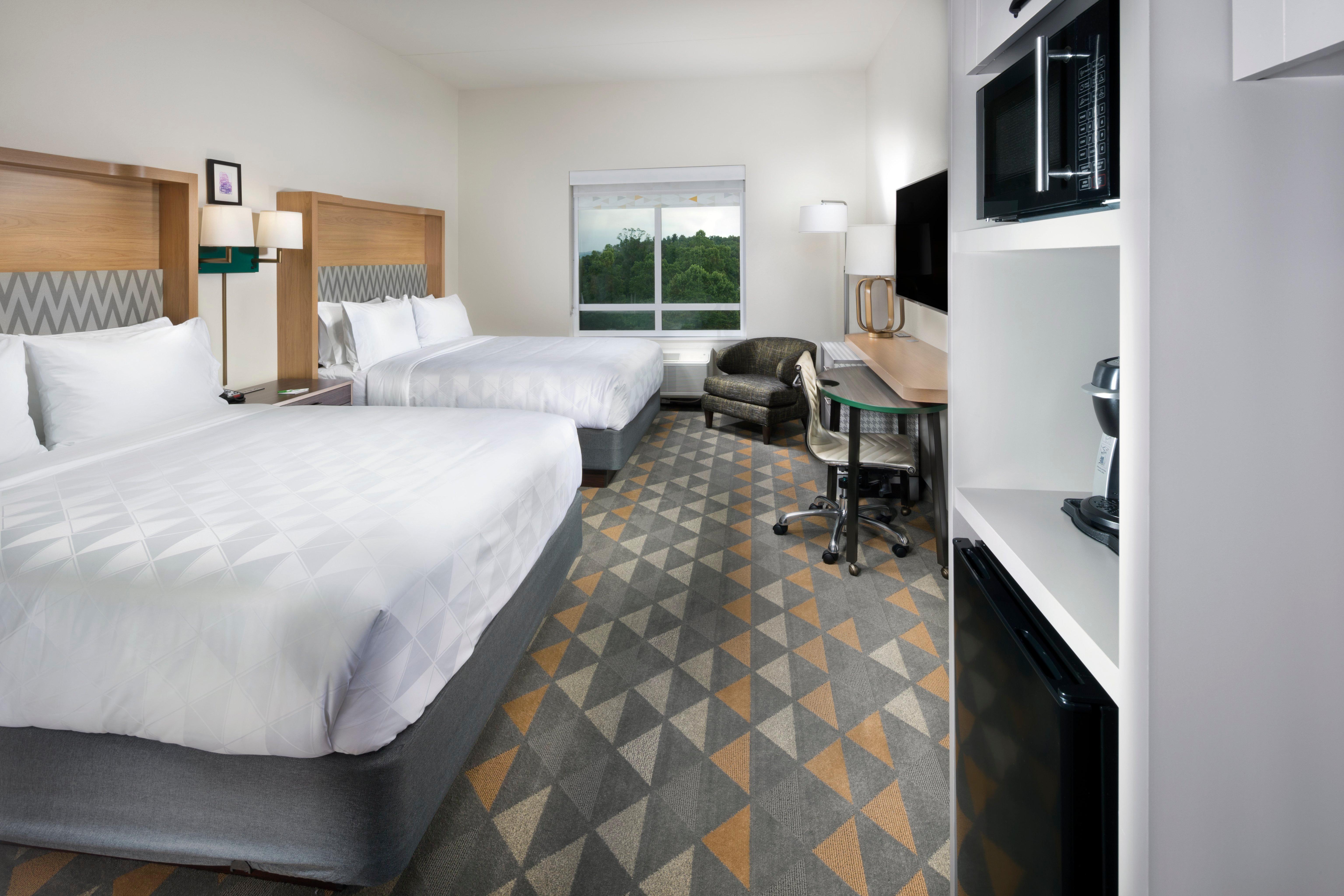 Holiday Inn & Suites Arden - Asheville Airport By Ihg Bagian luar foto